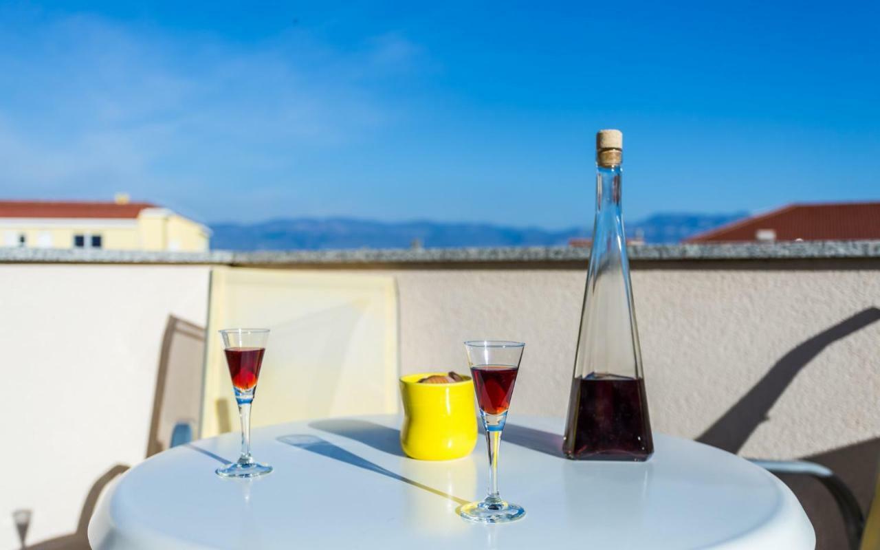Tinka Apartamento Baška Exterior foto